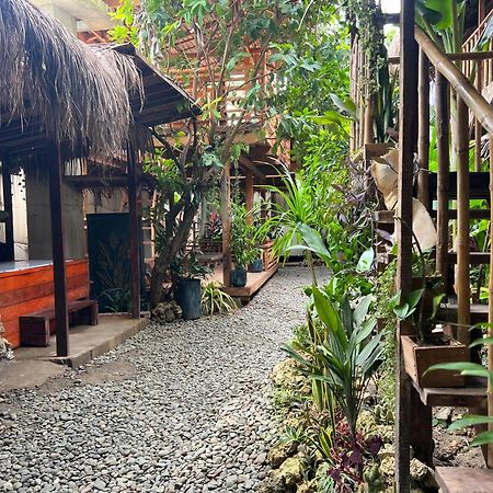 Wave Retreat Hostel General Luna  Bagian luar foto