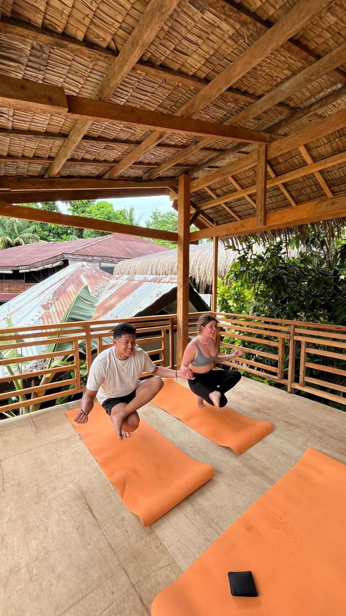 Wave Retreat Hostel General Luna  Bagian luar foto